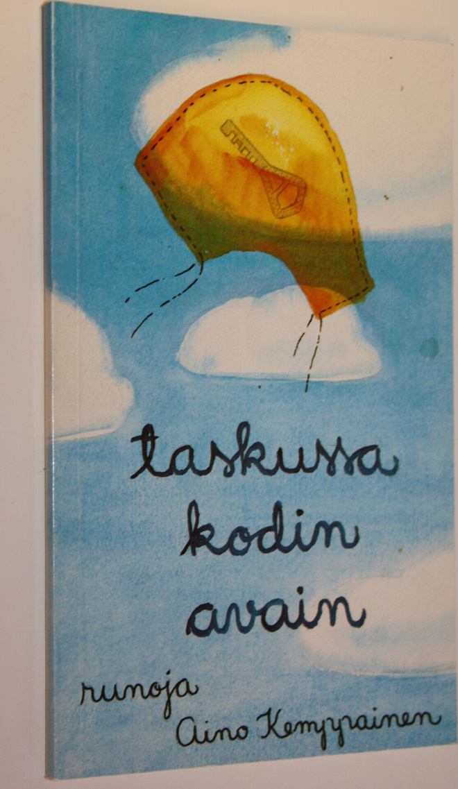 Aino Kemppainen : Taskussa kodin avain