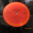Gentle Giant Three Friends LP - pikkukuva 4