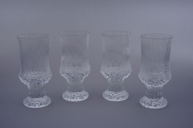119. 4kpl Iittala 'Ultima Thule, viinilasi, Tapio Wirkkala.