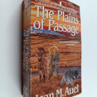Jean M. Auel : The Plains of Passage - pikkukuva 1