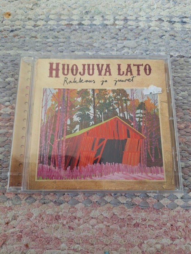 Huojuva Lato-Rakkaus Ja Juuret-MUOVISSA