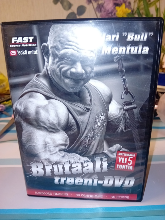 2dvd  Bull Mentula : Brutaali treeni-DVD ( SIS POSTIKULU  )