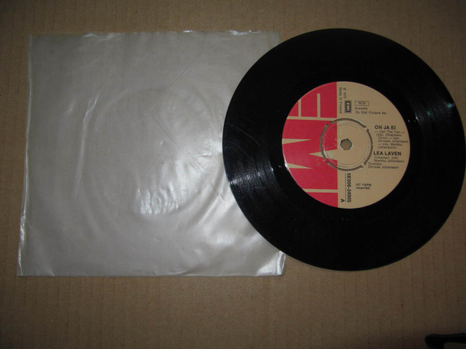 Lea Laven 7" On ja ei/Mun on niin hyvä olla v.1973
