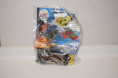 mcdonalds happy meal lelu hot wheels x2
