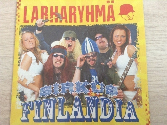 Larharyhmä : Sirkus Finlandia (cd)