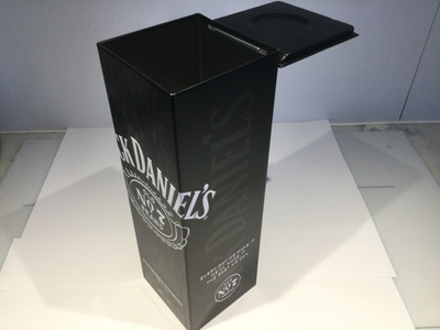 JACK DANIELS - KANNELLINEN PELTIPURKKI. UUSI.