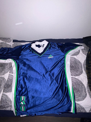 Adidas Vintage paita 90s