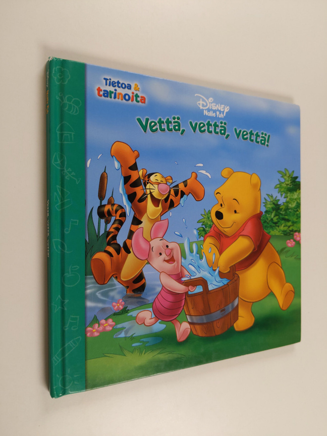 K. Emily Hutta : Vettä, vettä, vettä!
