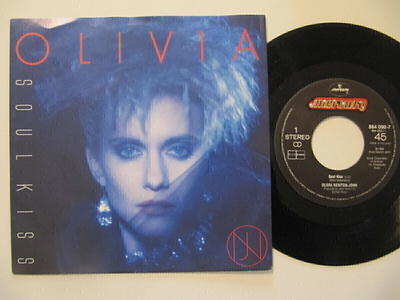 Olivia Newton-John Soul Kiss 7" sinkku