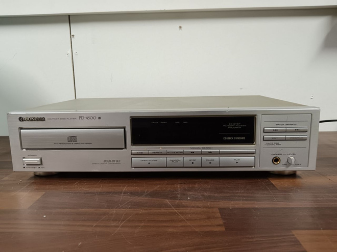 Pioneer PD-4500 cd-soitin projektiksi