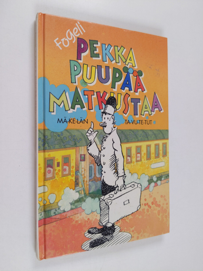 Fogeli : Pekka Puupää matkustaa