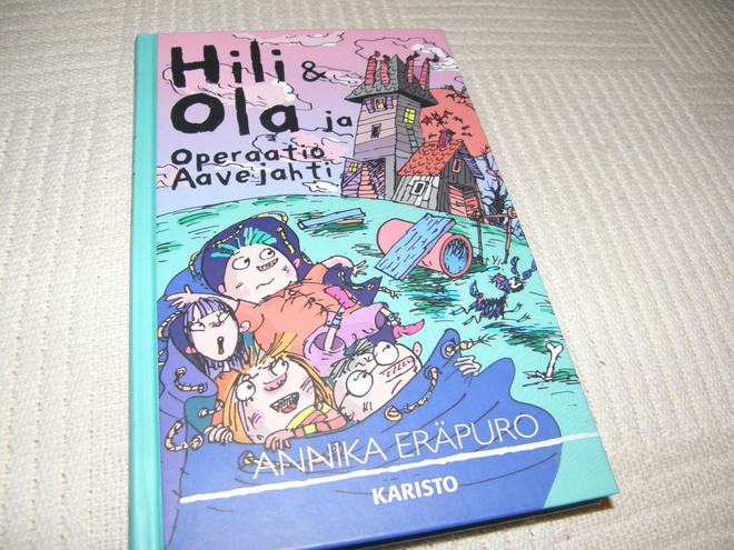 Annika Eräpuro Hili  ja Ola ja operaatio aavejahti