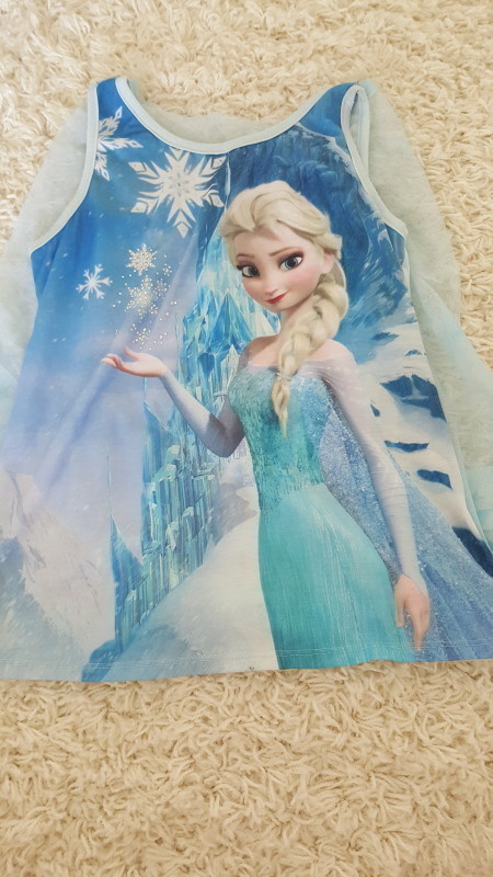 Frozen  paita viitalla koko n.10 vuotiaalle