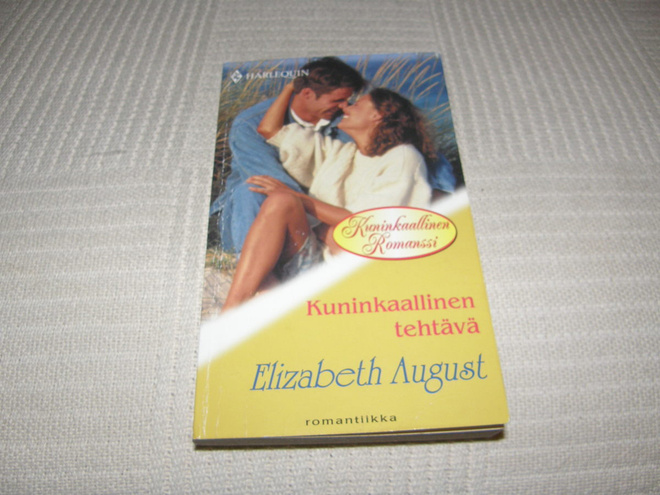 Elizabeth August Kuninkaallinen tehtävä  -pok