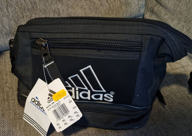 adidas Kosmetiikkalaukku