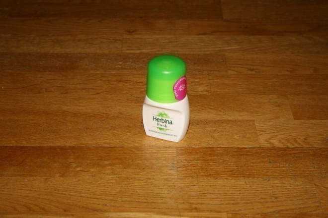 UUSI Herbina Fresh Blossom antiperspirantti 48h