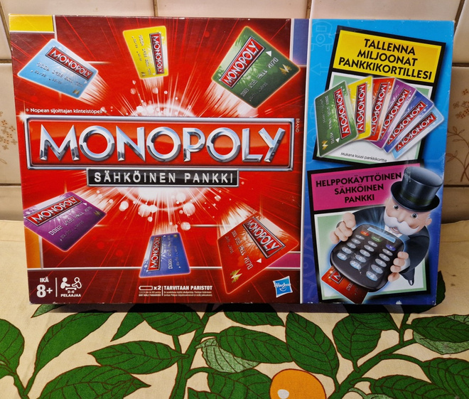 Monopoly lautapeli sähköinen pankki 2012