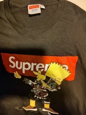 Supreme paita tpaita