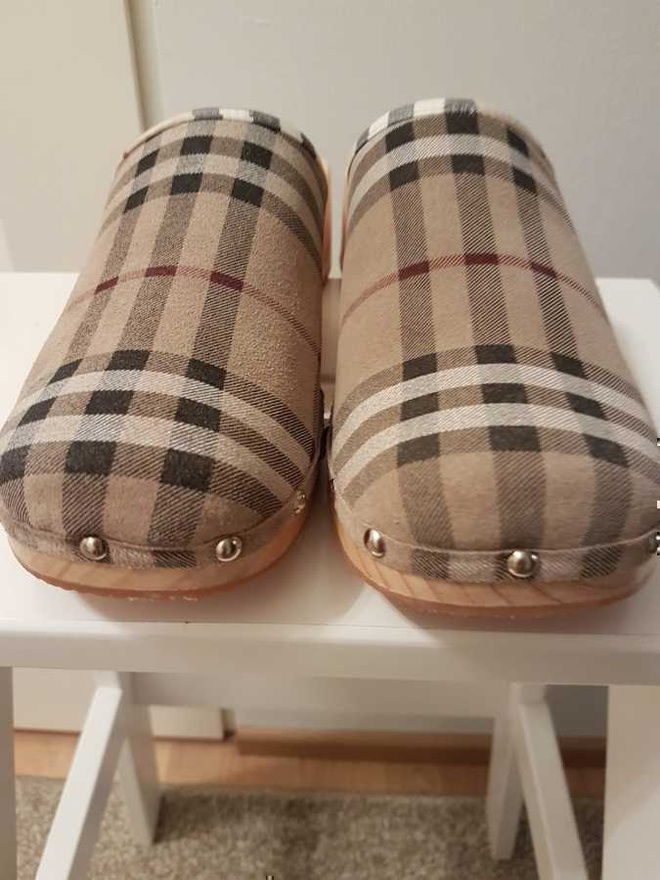 Upea ja aito Burberry puukengät - koko 40.