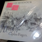 LEE RITENOUR - CAPTAIN FINGERS EX+/EX+ LP NIMMARILLA - pikkukuva 1