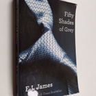 E. L. James : Fifty shades of Grey - pikkukuva 1