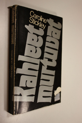 Caroline Stickley : Kahleet murtuvat