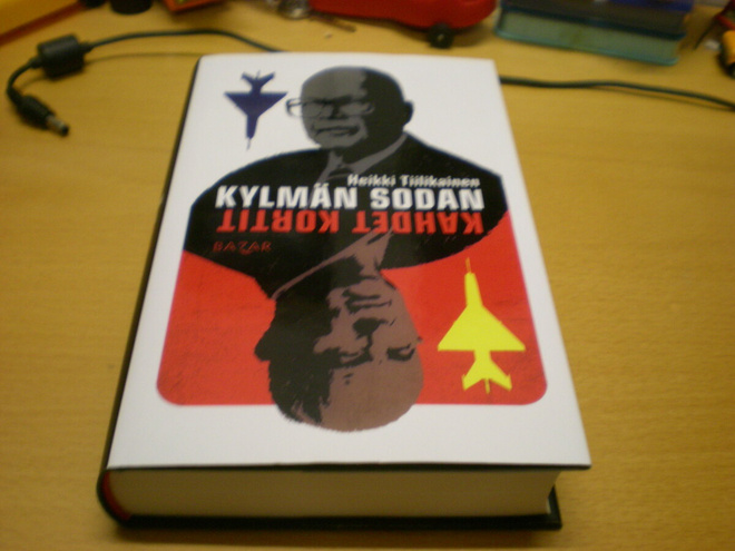 Heikki Tiilikainen: Kylmän sodan kahdet kortit