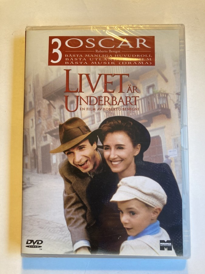 ELÄMÄ ON IHANAA, DVD, Benigni, Braschi, muoveissa