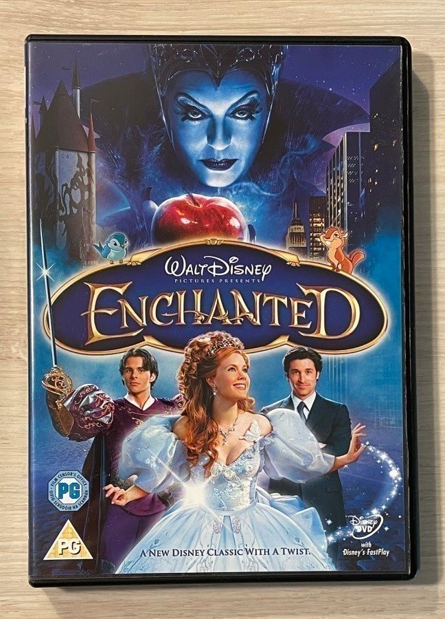 Lumottu (2007) Disneyn romanttinen fantasiakomedia