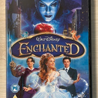 Lumottu (2007) Disneyn romanttinen fantasiakomedia - pikkukuva 1