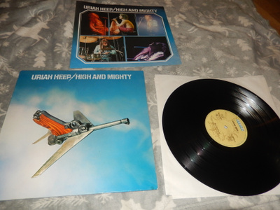 Uriah heep - High and mighty vinyyli