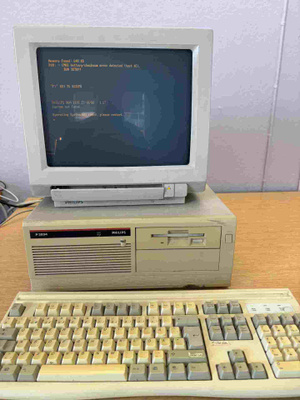Vintage Philips P3204 x286 pöytäkone näytöllä ym.