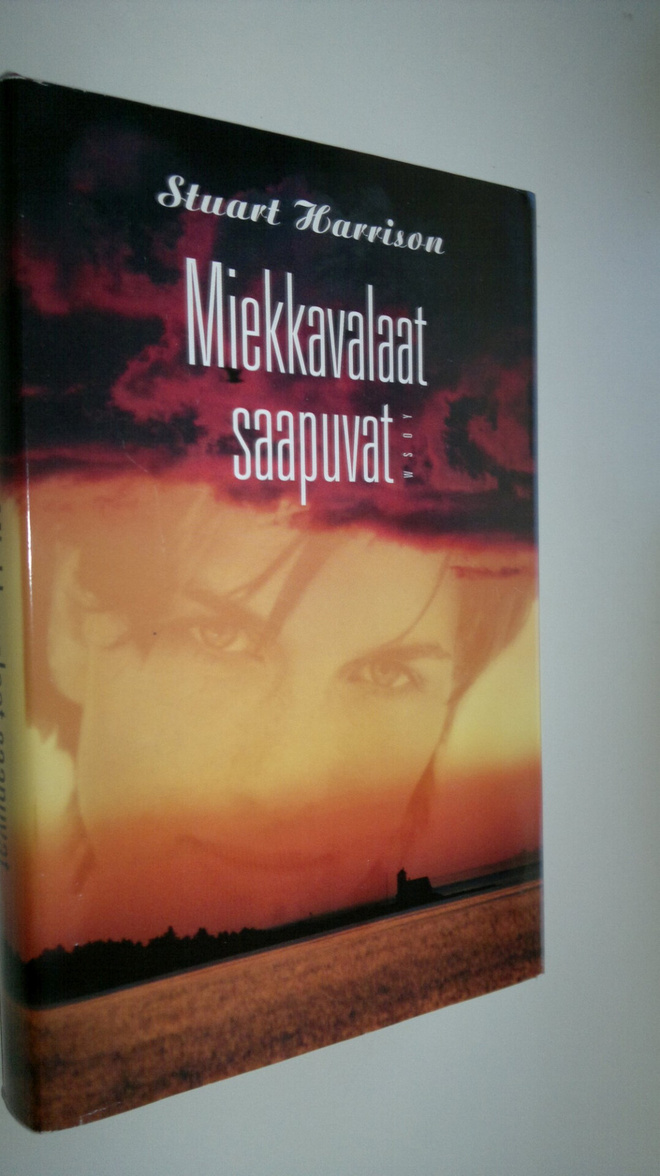 Stuart Harrison : Miekkavalaat saapuvat