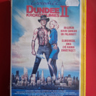 Crocodile Dundee 2 (1988) VHS - pikkukuva 1