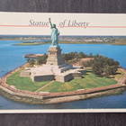 STATUE OF LIBERTY, NEW YORK, USA + 2 postimerkkiä kortissa - pikkukuva 1