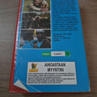 Akaton mies vhs - pikkukuva 2