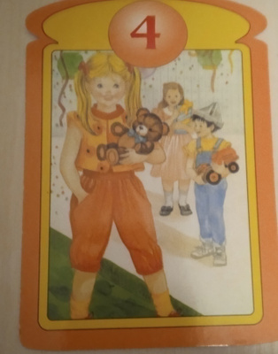 no 1 - 4-vuotias tyttö kera nallen