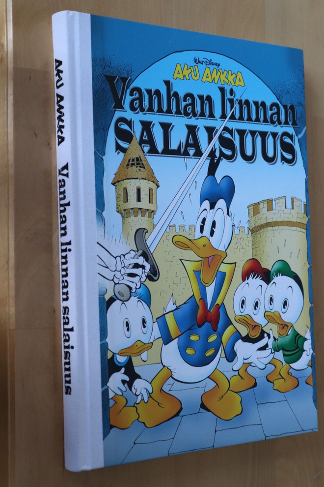 Aku Ankka Vanhan linnan salaisuus - Andien kutsu