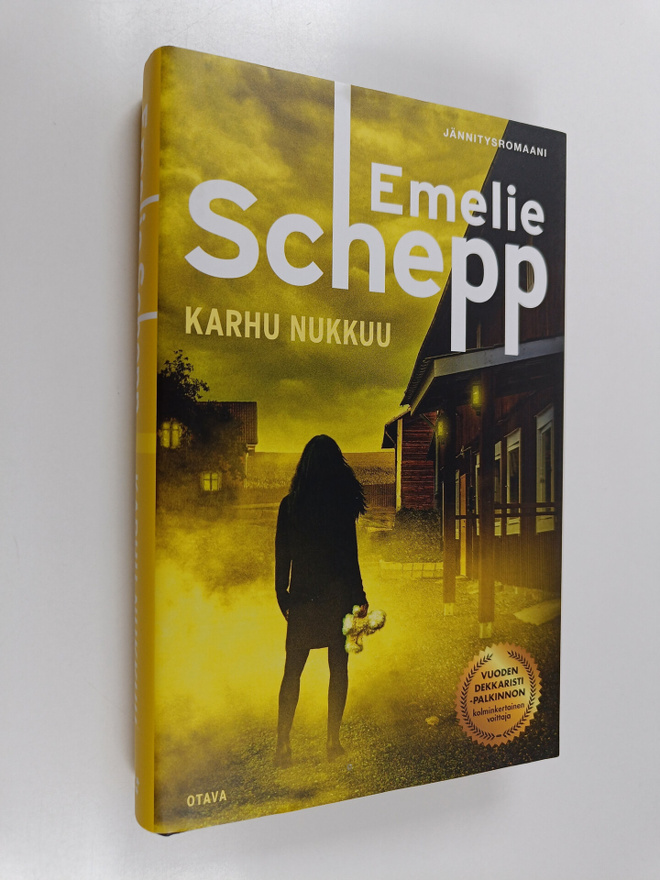 Emelie Schepp : Karhu nukkuu : Jännitysromaani