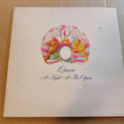 LP Queen A night at the opera - pikkukuva 1