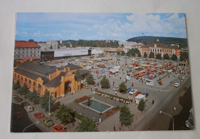 Kuopio, Kauppatori ja Kauppahalli, torielämää, p. 1981