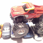 El Toro Loco Monsteriauto Mattel 2001 + 6 romuautoa..... - pikkukuva 1