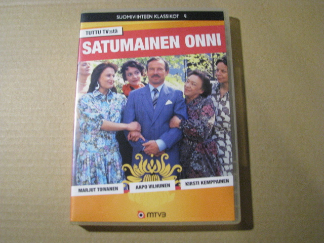 SATUMAINEN ONNI ( Aapo Vilhunen )