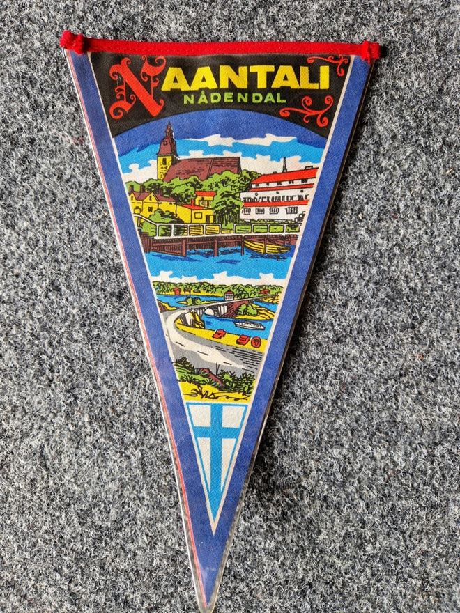 Naantali 2Kpl   vintage iso matkailuviiri