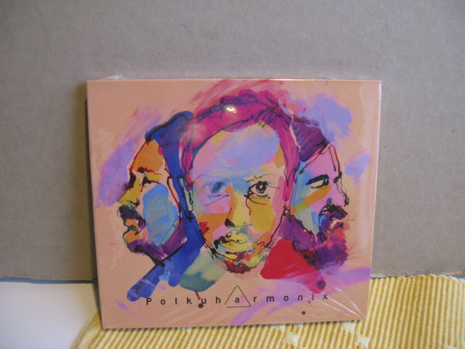 Polkuharmonix:Triangeli cd(avaamaton, Reggae)
