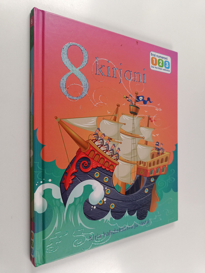 Eli A. Cantillon : 8 kirjani : kirja kahdeksasta ja iästä