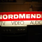 NORDMENDE - TV - VIDEO - AUDIO / Valomainos 104 x 25cm - pikkukuva 2