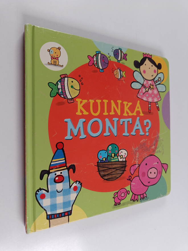 Katie Saunders : Kuinka monta?