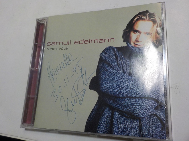SAMULI EDELMANN - TUHAT YÖTÄ CD NIMMARILLA