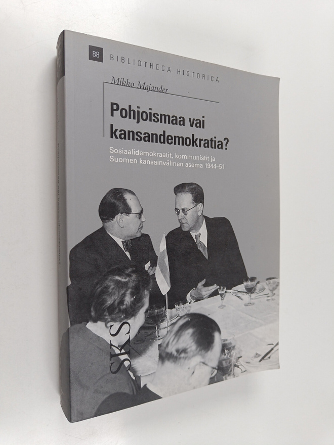 Mikko Majander : Pohjoismaa vai kansandemokratia? : sosia...